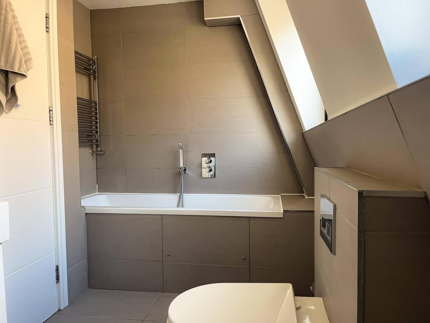 Omega Terrace, Luxury Modern Interior, Located Close To Alexandra Palace Londra Esterno foto