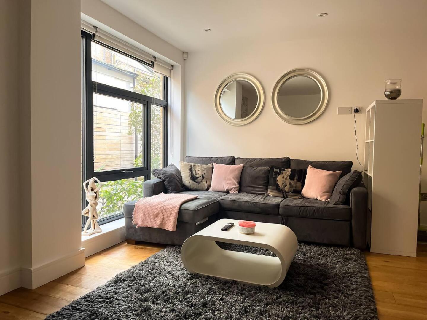 Omega Terrace, Luxury Modern Interior, Located Close To Alexandra Palace Londra Esterno foto